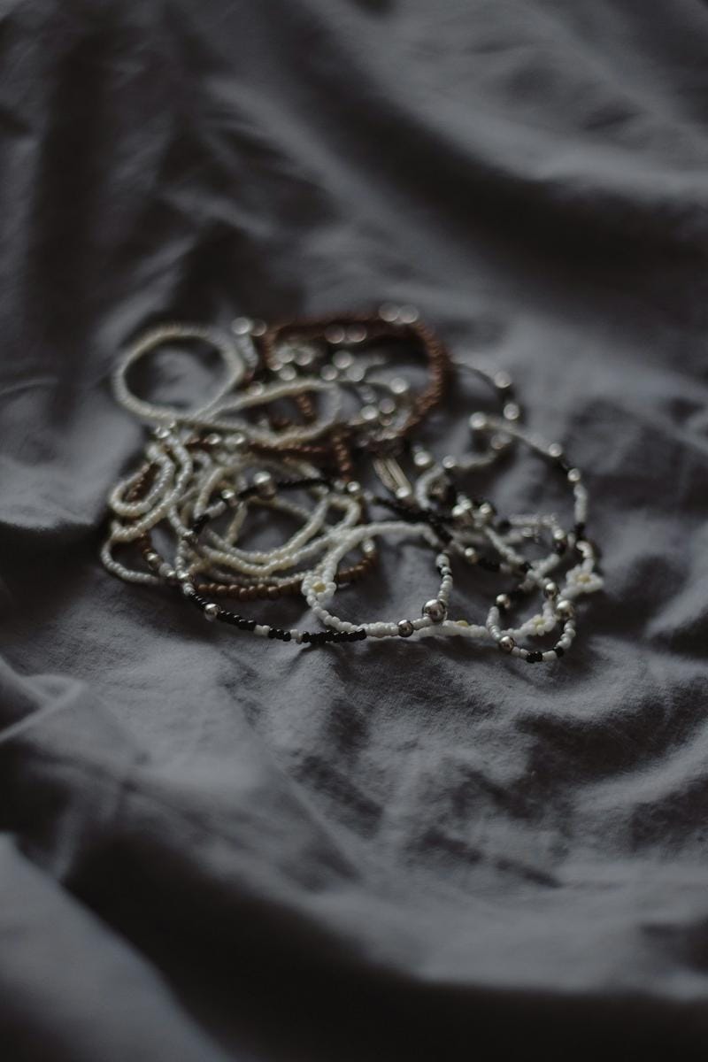 Elevating Style Through Unique Handmade Accessories in Modern Fashion