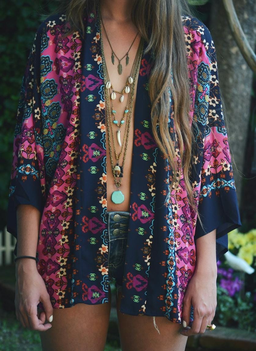 The Art of Handcrafted Jewelry Elevates Modern Fashion