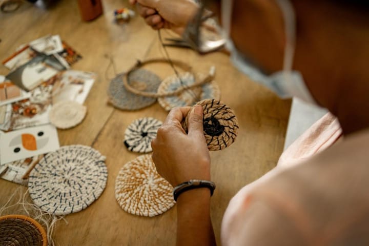 The Art of Handmade Jewelry Elevating Modern Fashion Trends